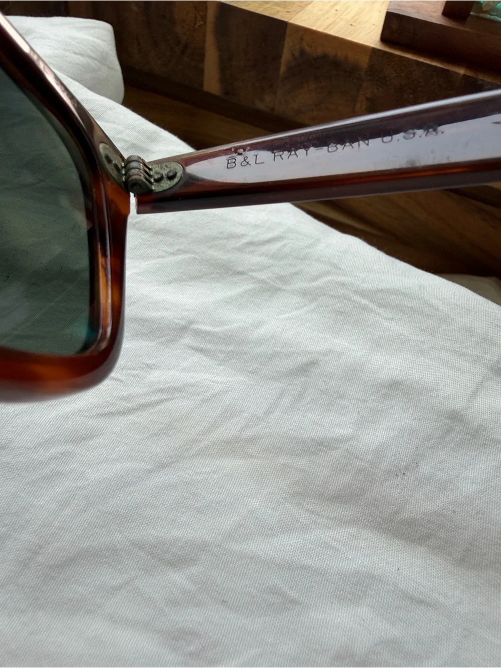Wayfarer B&L Men's Tortoiseshell Sunglasses with Green Lenses